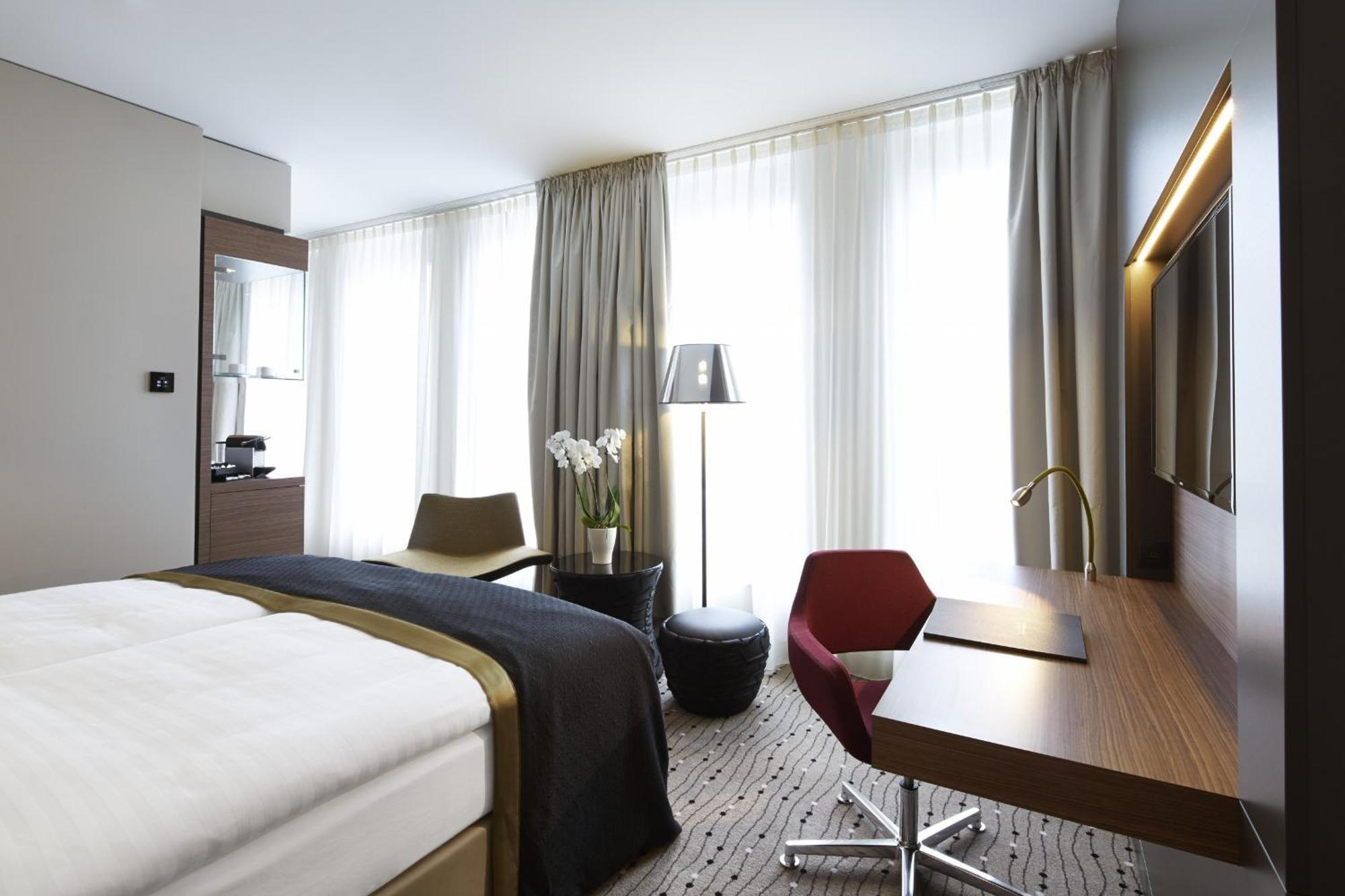 Steigenberger Hotel Am Kanzleramt — Fotos 1